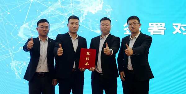 韩氏 · HANSY | 沙场秋点兵,中原集团召开月度述职暨表彰大会