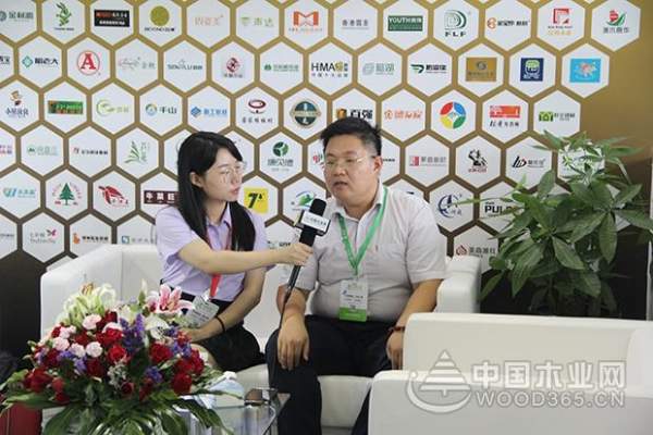 惊艳木博会 象道板材签约多家区域加盟商！