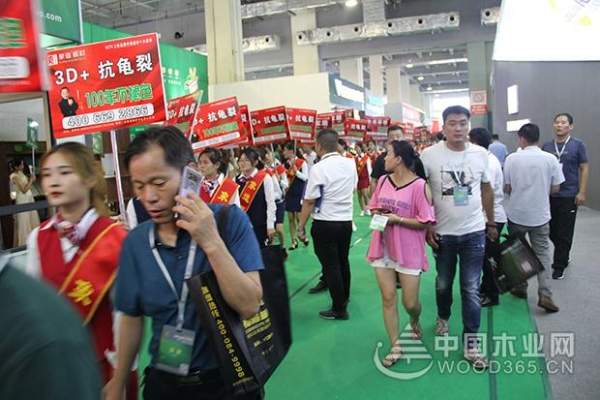 惊艳木博会 象道板材签约多家区域加盟商！